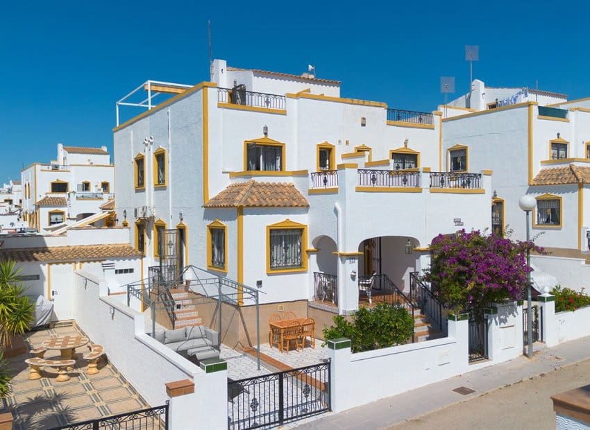 3 soveværelse Villa til salg i Vistabella med swimmingpool - € 218.000 (Ref: 10019727)