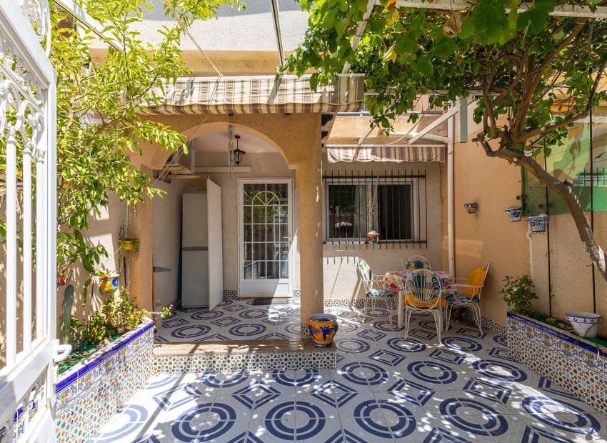 3 bedroom Villa for sale in Los Alcazares - € 159,000 (Ref: 10019728)