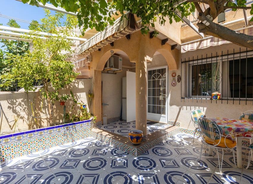 3 bedroom Villa for sale in Los Alcazares - € 159,000 (Ref: 10019728)