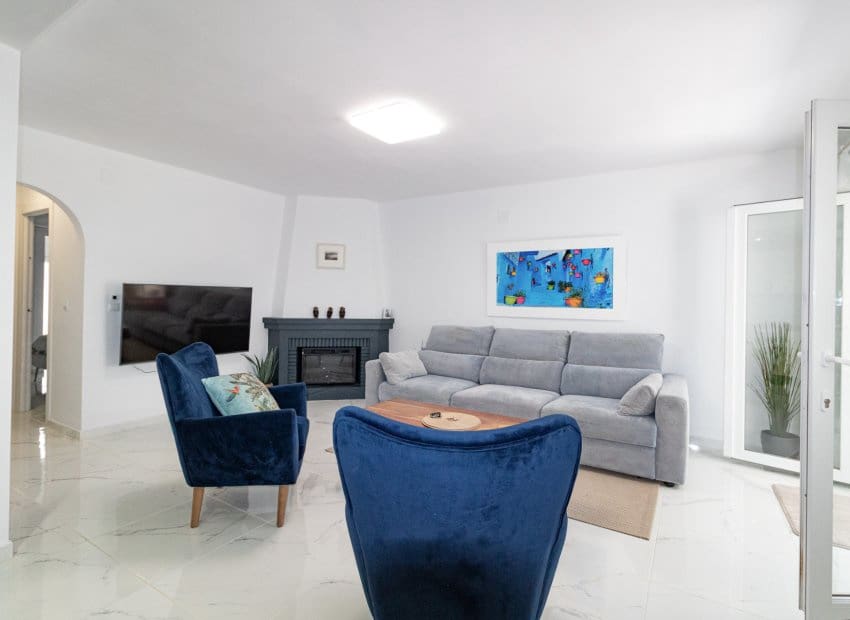 4 sovrum Hus till salu i Villamartin med pool - 325 000 € (Ref: 10019729)