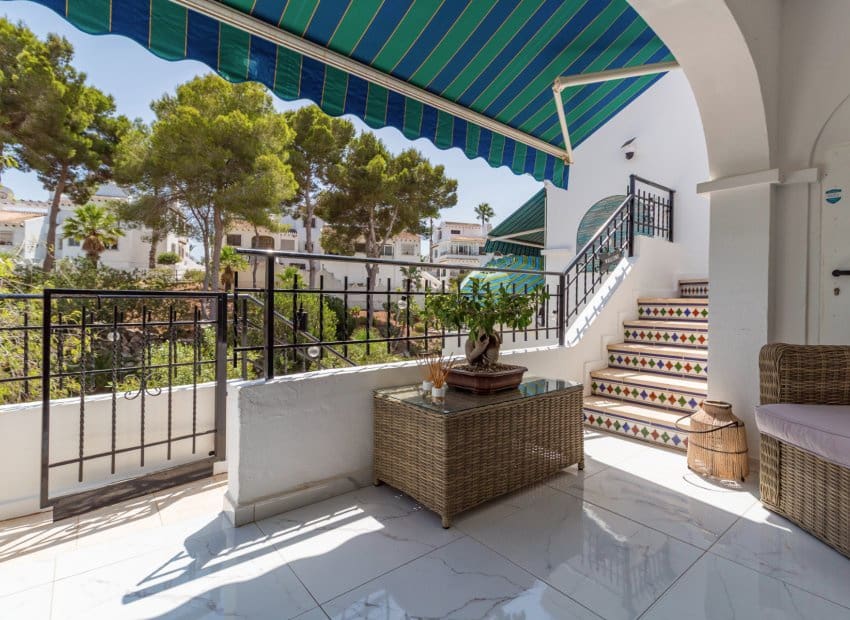 4 sovrum Hus till salu i Villamartin med pool - 325 000 € (Ref: 10019729)