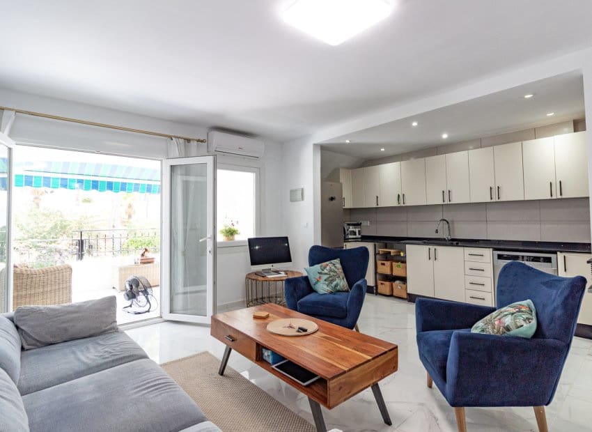 4 sovrum Hus till salu i Villamartin med pool - 325 000 € (Ref: 10019729)