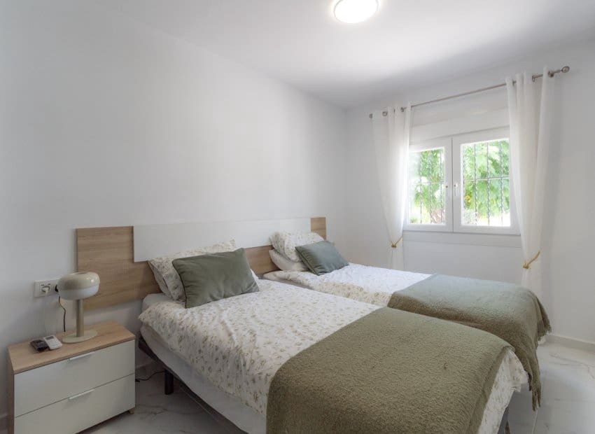 4 sovrum Hus till salu i Villamartin med pool - 325 000 € (Ref: 10019729)