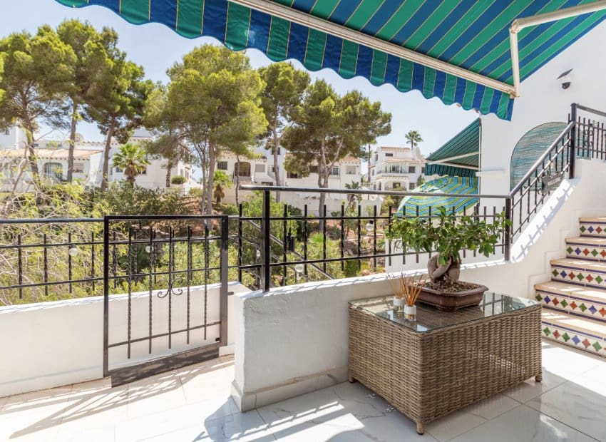 4 sovrum Hus till salu i Villamartin med pool - 325 000 € (Ref: 10019729)