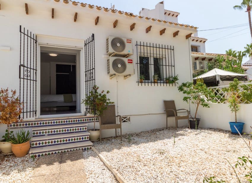 4 sovrum Hus till salu i Villamartin med pool - 325 000 € (Ref: 10019729)