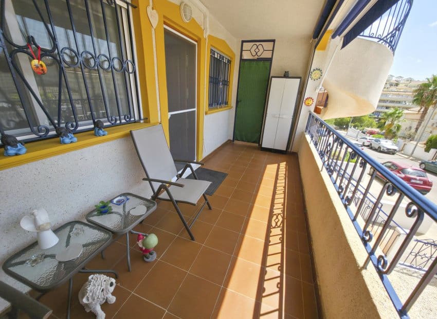 Apartamento de 2 habitaciones en Villamartin en venta con piscina - 149.950 € (Ref: 10019731)