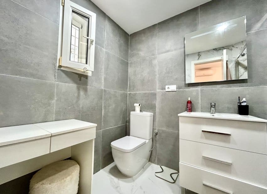 3 soveværelse Villa til salg i Villamartin med swimmingpool - € 524.995 (Ref: 10019733)