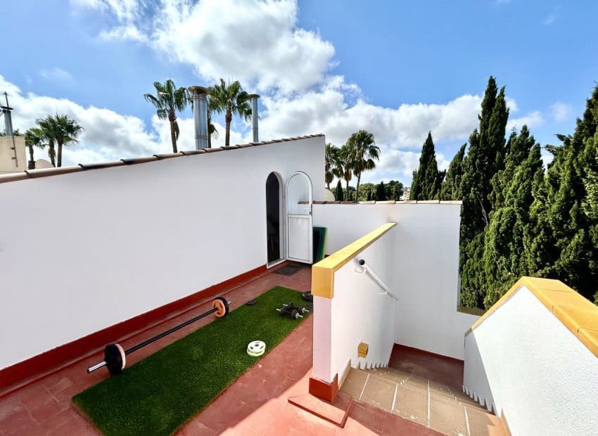 3 soveværelse Villa til salg i Villamartin med swimmingpool - € 524.995 (Ref: 10019733)