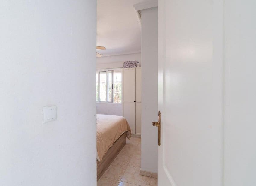 3 camera da letto Villa in vendita in Playa Flamenca con piscina - 209.000 € (Rif: 10019735)