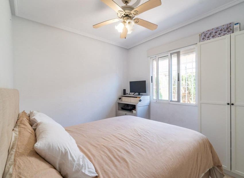 3 camera da letto Villa in vendita in Playa Flamenca con piscina - 209.000 € (Rif: 10019735)