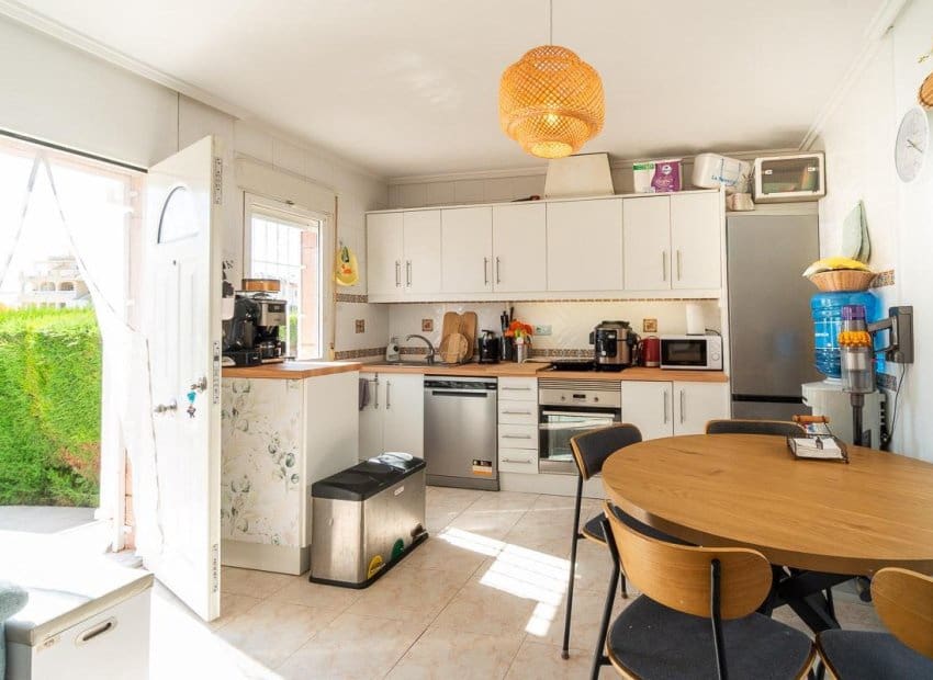 3 camera da letto Villa in vendita in Playa Flamenca con piscina - 209.000 € (Rif: 10019735)