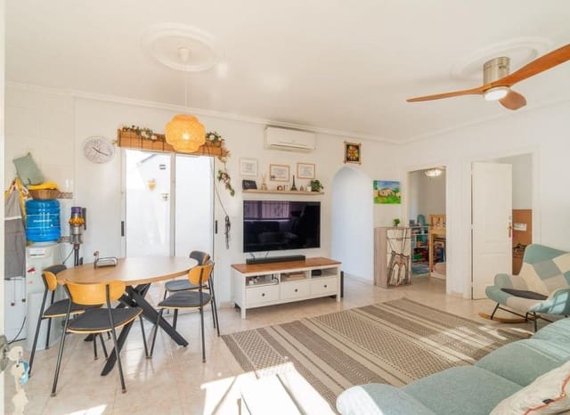 3 bedroom Villa for sale in Playa Flamenca, Orihuela with pool - € 209,000 (Ref: 10019735)
