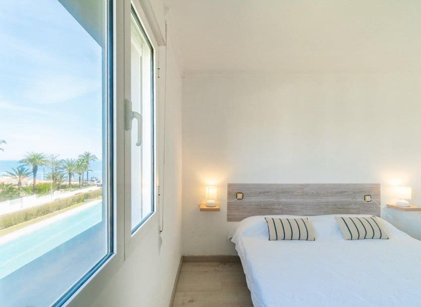 2 sovrum Lägenhet till salu i Punta Prima med pool - 219 000 € (Ref: 10019736)