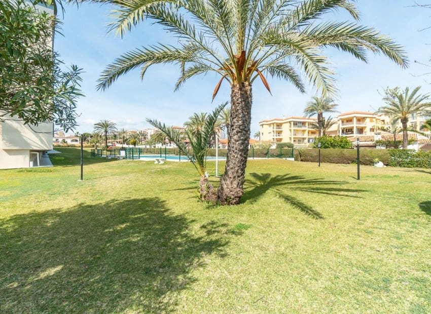 2 sovrum Lägenhet till salu i Punta Prima med pool - 219 000 € (Ref: 10019736)