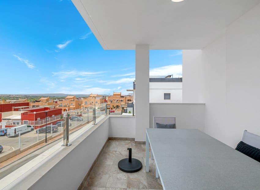 2 bedroom Apartment for sale in Los Altos - € 249,500 (Ref: 10019738)