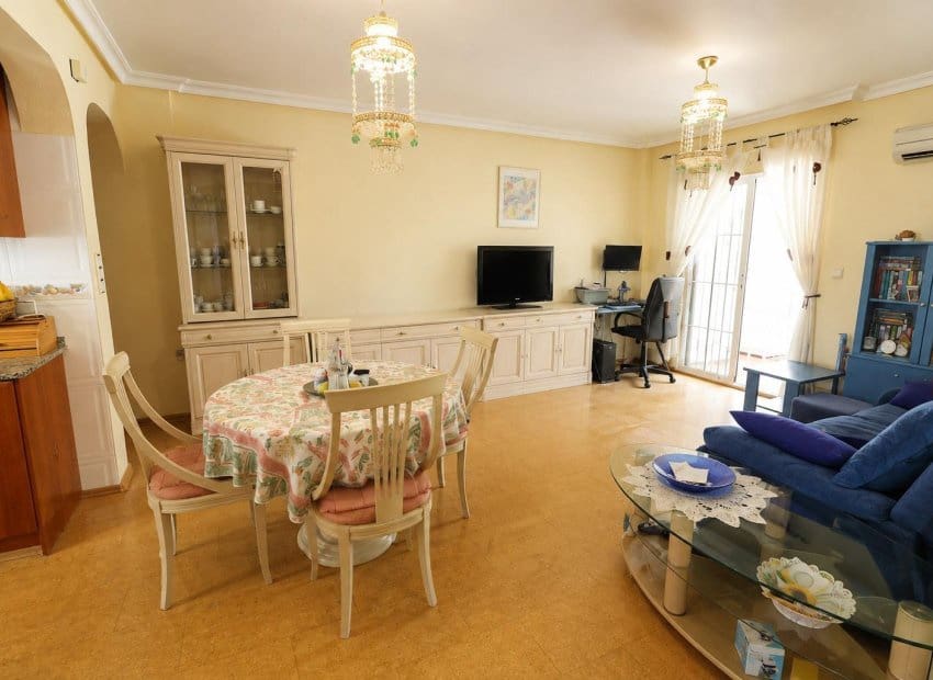 2 bedroom Apartment for sale in Orihuela Costa with pool - € 225,000 (Ref: 10019993)