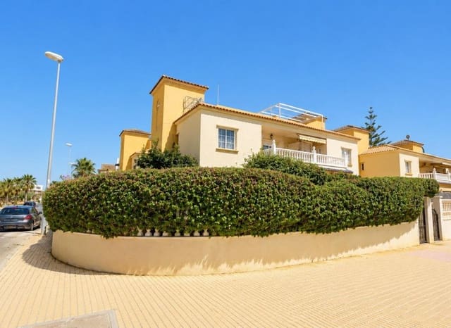 2 bedroom Apartment for sale in Lomas de Cabo Roig - Los Dolses, Orihuela with pool - € 225,000 (Ref: 10019993)