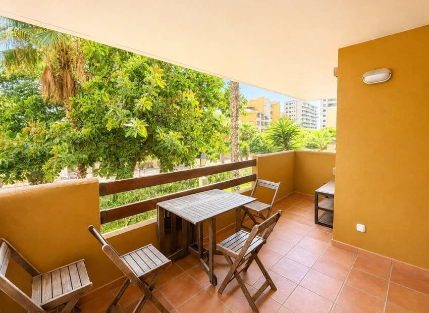 2 sovrum Lägenhet till salu i Punta Prima med pool - 239 995 € (Ref: 10019995)
