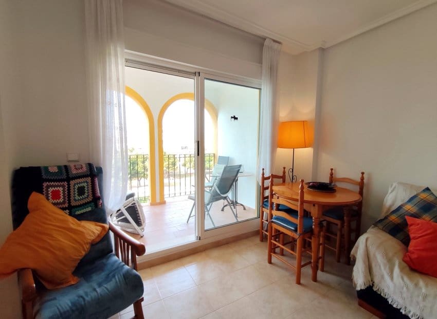 2 slaapkamer Appartement te koop in La Zenia met zwembad - € 169.900 (Ref: 10023003)