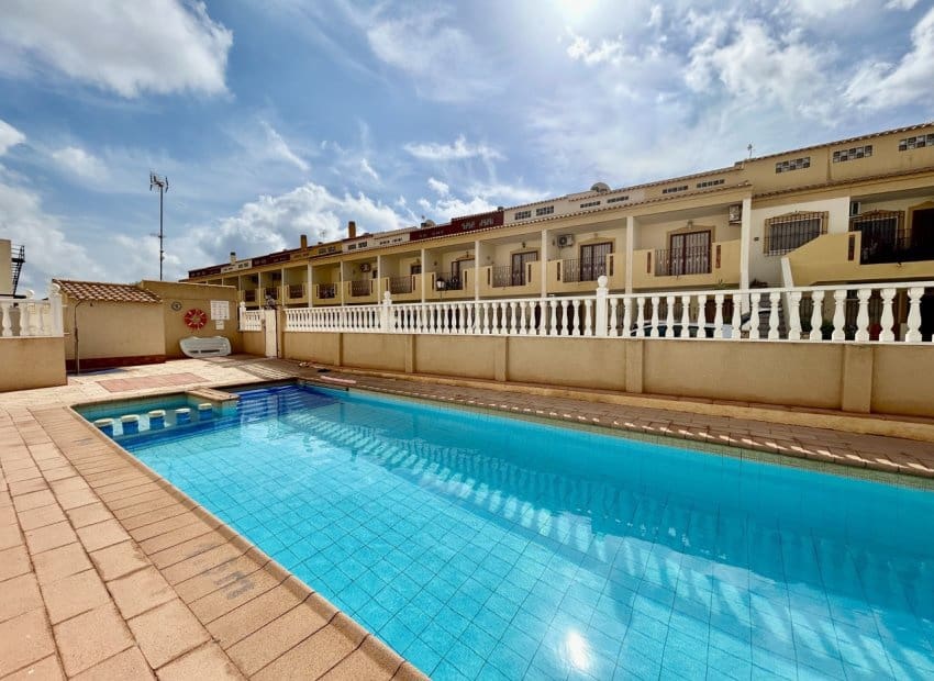 3 soverom Leilighet til salgs i La Zenia med svømmebasseng - € 195 000 (Ref: 10023005)