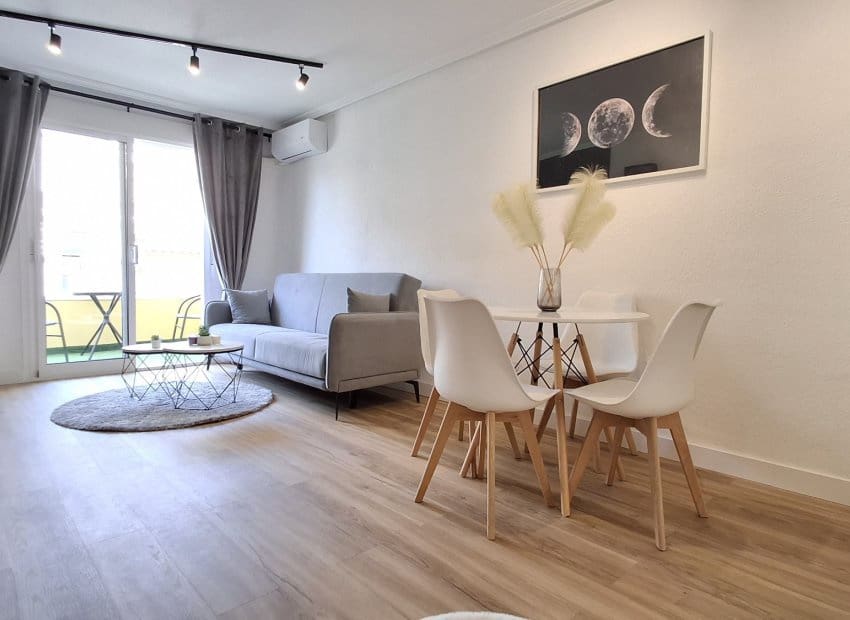 1 slaapkamer Appartement te koop in Torrevieja - € 167.000 (Ref: 10032419)