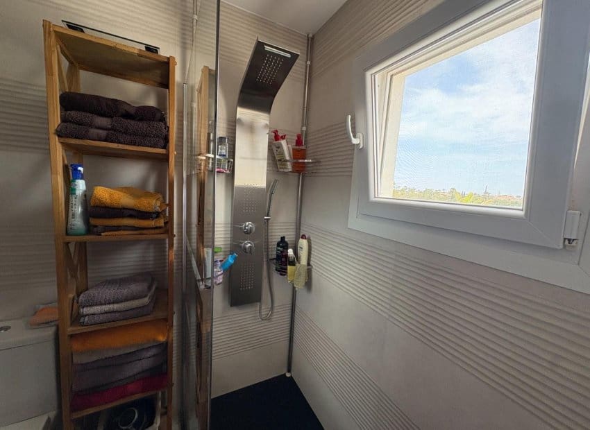 2 camera da letto Villa in vendita in La Siesta con piscina - 465.000 € (Rif: 10032420)