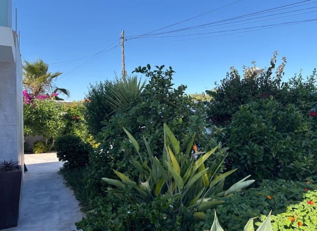 2 camera da letto Villa in vendita in La Siesta, Torrevieja con piscina - 465.000 € (Rif: 10032420)