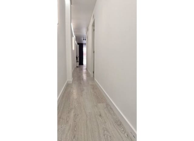 Apartamento de 2 habitaciones en Playa del Acequión, Torrevieja en venta - 249.900 € (Ref: 10032421)