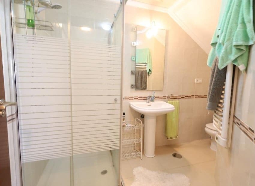3 Zimmer Haus zu verkaufen in Ciudad Quesada mit Pool - 289.900 € (Ref: 10032427)