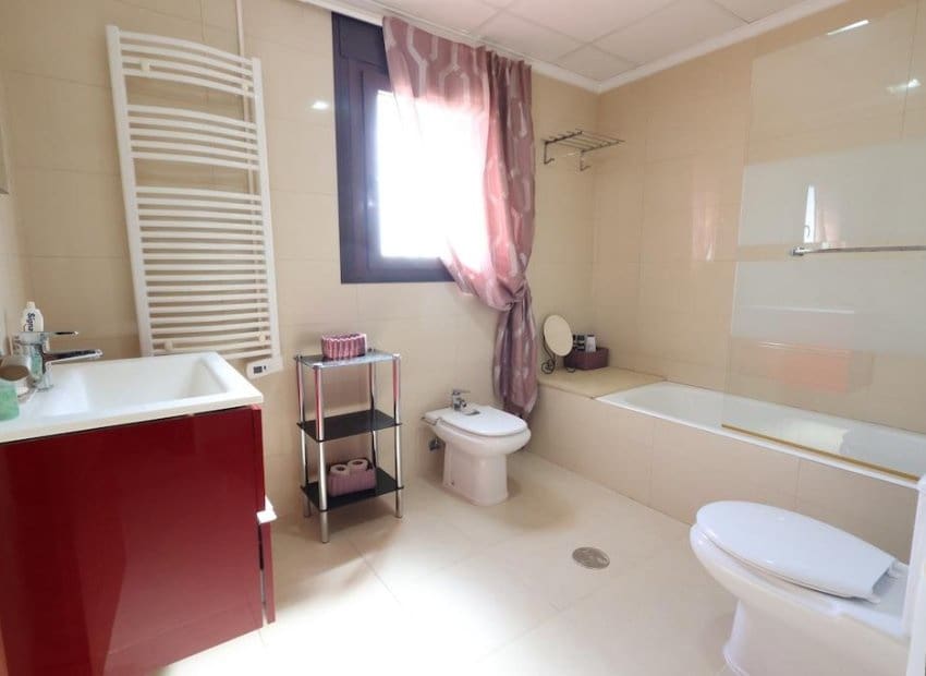 3 Zimmer Haus zu verkaufen in Ciudad Quesada mit Pool - 289.900 € (Ref: 10032427)