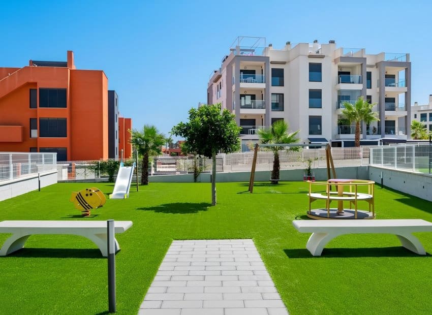2 soveværelse Lejlighed til salg i Villamartin med swimmingpool - € 255.900 (Ref: 10032428)