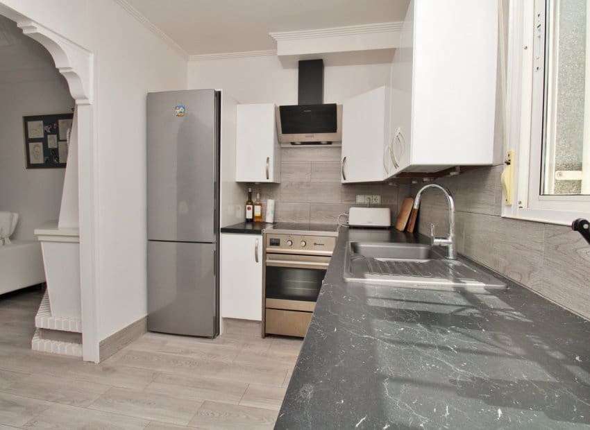 2 Zimmer Apartment zu verkaufen in Villamartin mit Pool - 189.900 € (Ref: 10032430)