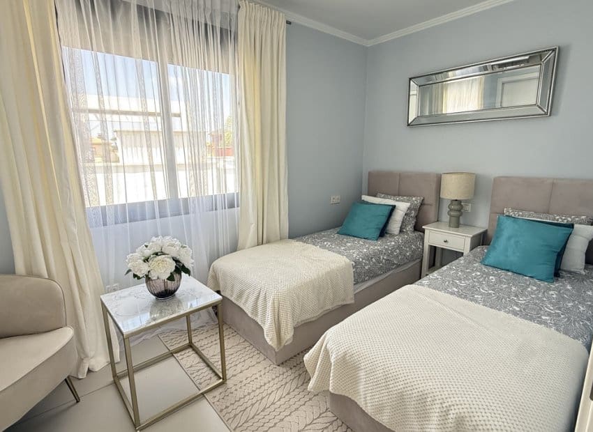 3 bedroom Townhouse for sale in Cabo Roig with pool - € 395,000 (Ref: 10032431)