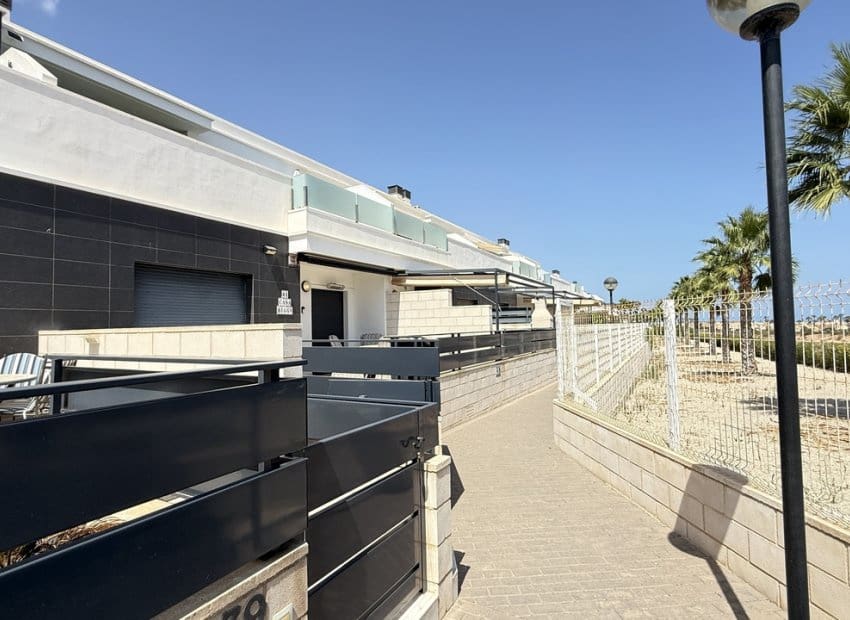 3 bedroom Townhouse for sale in Cabo Roig with pool - € 395,000 (Ref: 10032431)