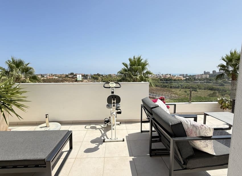 3 bedroom Townhouse for sale in Cabo Roig with pool - € 395,000 (Ref: 10032431)