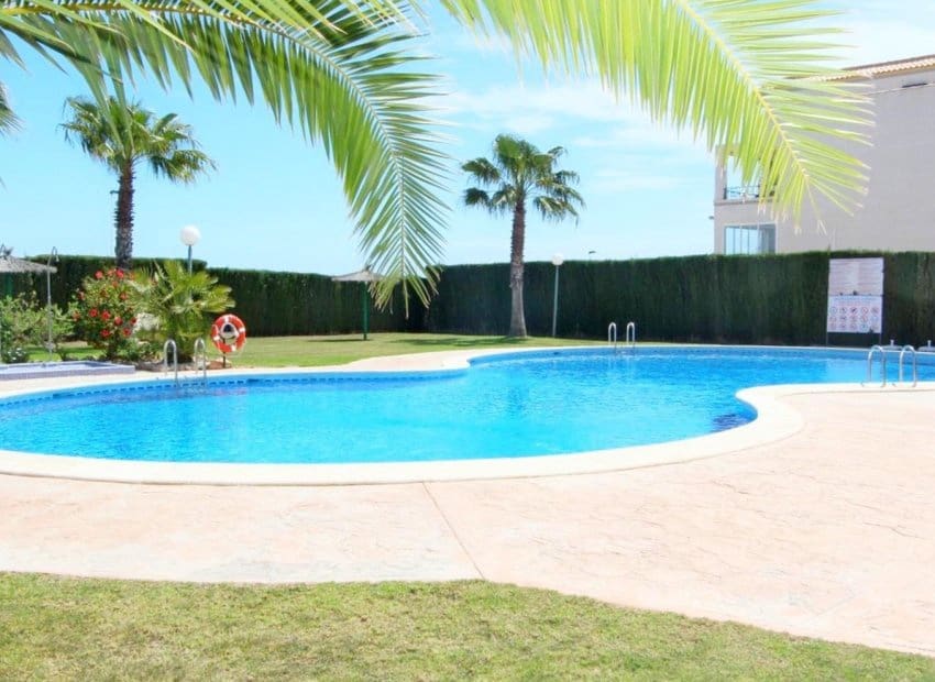 2 quarto Apartamento para venda em Orihuela Costa com piscina - 149 000 € (Ref: 10032516)