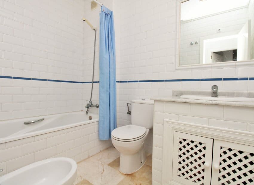 2 soveværelse Lejlighed til salg i Villamartin med swimmingpool - € 184.950 (Ref: 10034415)