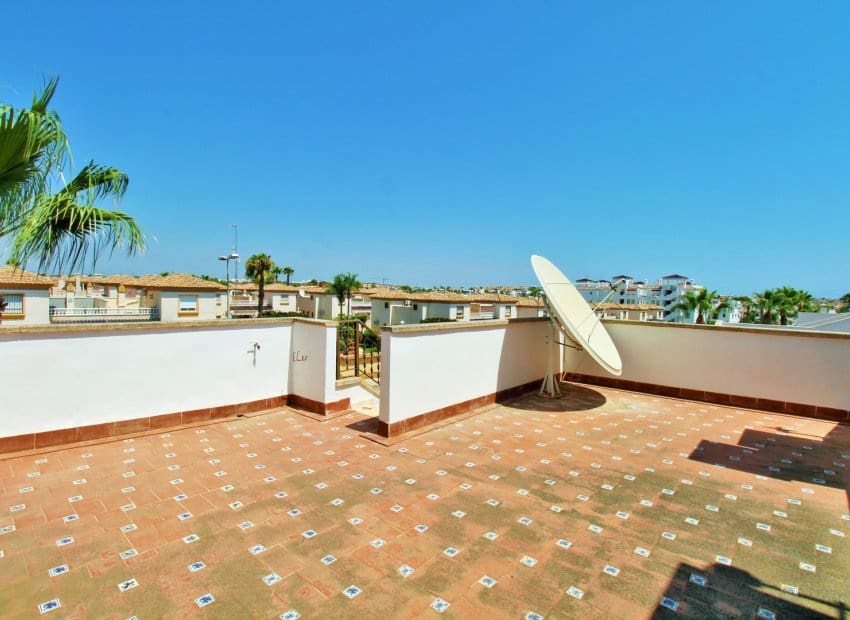 2 soveværelse Lejlighed til salg i Villamartin med swimmingpool - € 184.950 (Ref: 10034415)
