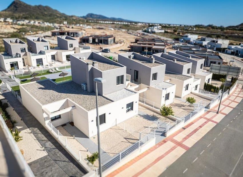 2 bedroom Townhouse for sale in Banos y Mendigo with pool - € 250,000 (Ref: 10034416)