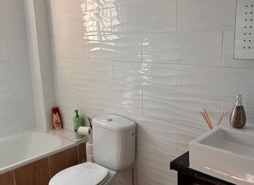 2 sypialnia Willa na sprzedaż w Orihuela Costa z basenem - 269 000 € (Ref: 10034418)