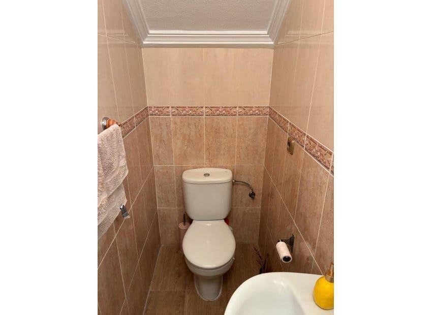 2 sypialnia Willa na sprzedaż w Orihuela Costa z basenem - 269 000 € (Ref: 10034418)