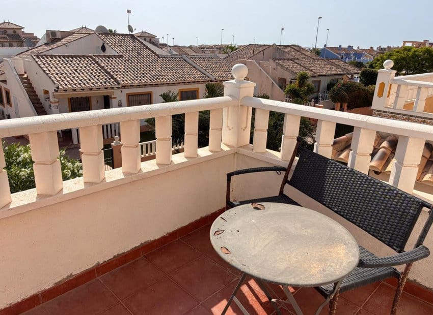 2 sypialnia Willa na sprzedaż w Orihuela Costa z basenem - 269 000 € (Ref: 10034418)