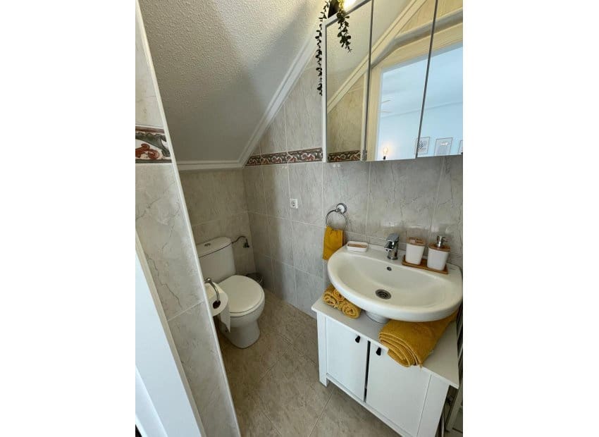 3 makuuhuone Omakotitalo myytävänä paikassa Ciudad Quesada mukana uima-altaan - 239 900 € (Ref: 10034419)