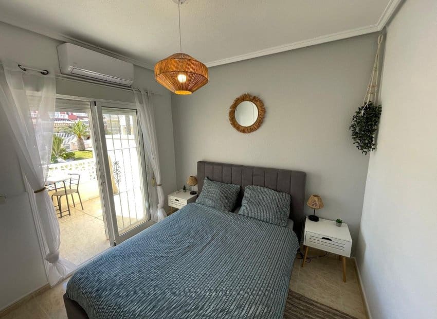 3 makuuhuone Omakotitalo myytävänä paikassa Ciudad Quesada mukana uima-altaan - 239 900 € (Ref: 10034419)