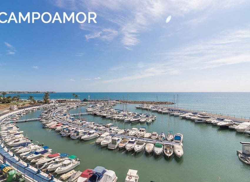 3 sovrum Lägenhet till salu i Orihuela Costa med pool - 199 999 € (Ref: 10035734)