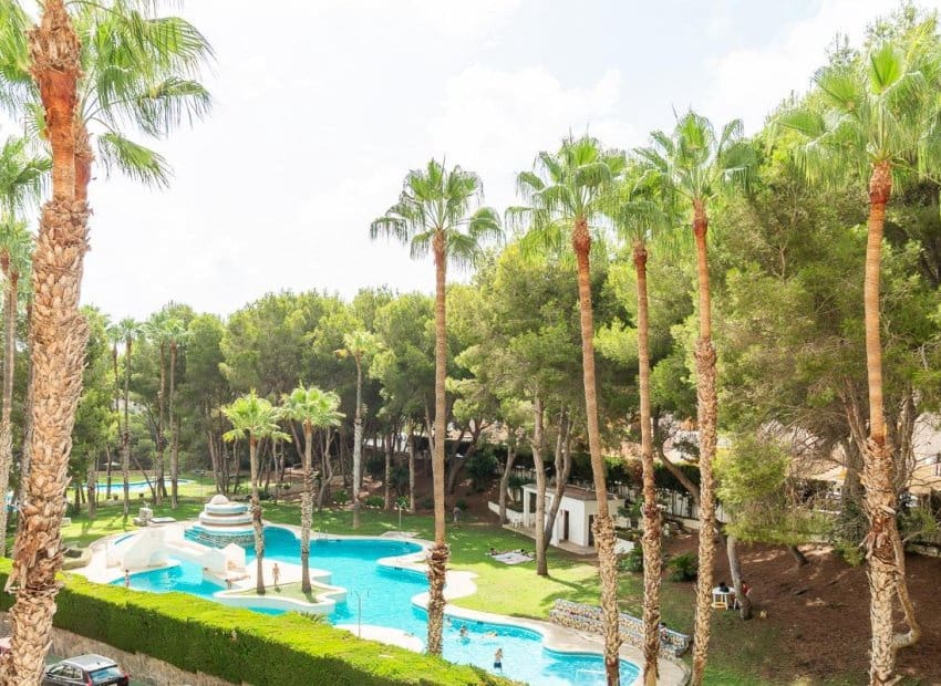 3 sovrum Lägenhet till salu i Orihuela Costa med pool - 199 999 € (Ref: 10035734)