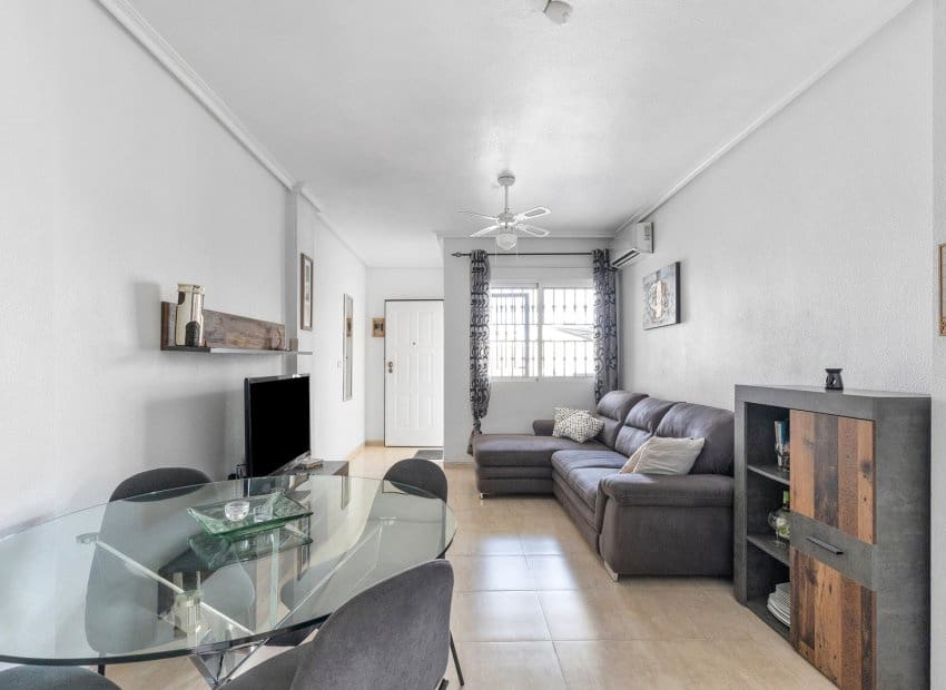 2 chambre Appartement à vendre à Los Altos - 249 000 € (Ref: 10035736)