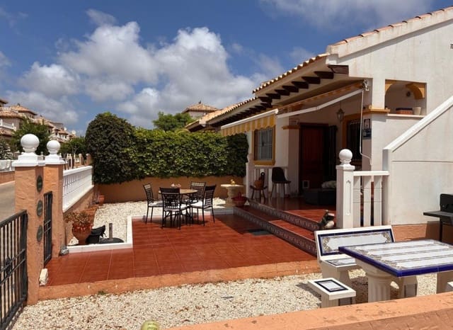 2 bedroom Villa for sale in Lomas de Cabo Roig - Los Dolses, Orihuela with pool - € 249,995 (Ref: 10035739)