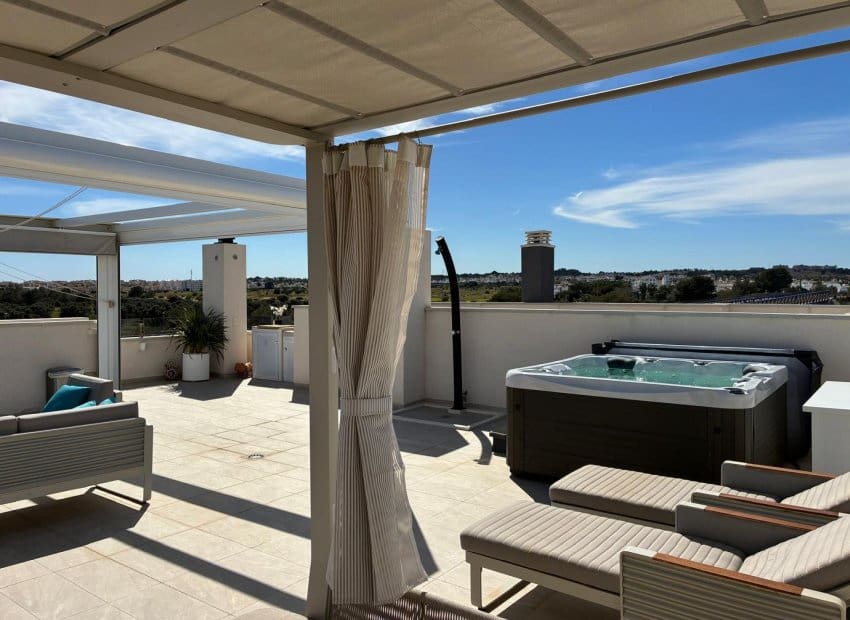 Apartamento de 3 habitaciones en Los Altos en venta con piscina - 509.000 € (Ref: 10039185)