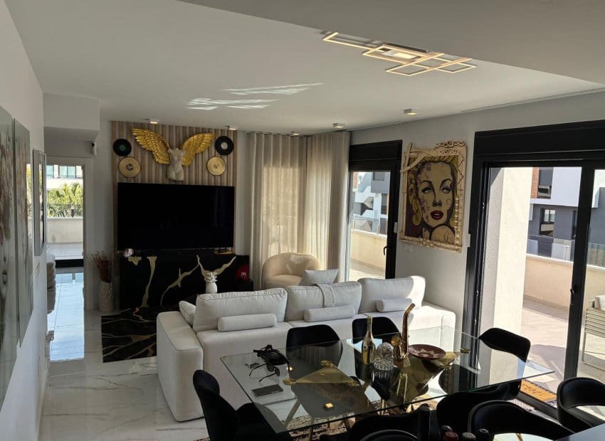 Apartamento de 3 habitaciones en Los Altos en venta con piscina - 509.000 € (Ref: 10039185)